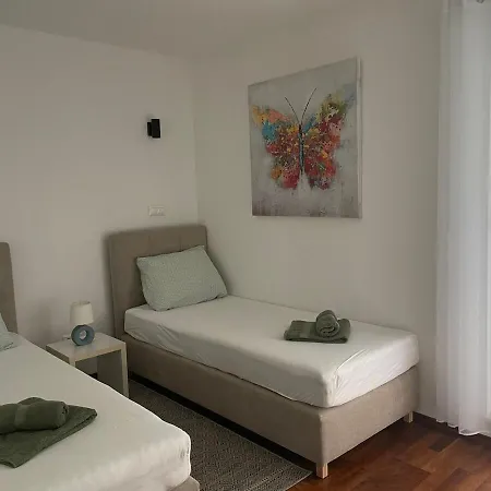 Modern Strandlage דירה טרוגיר